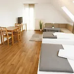 Sunnyhome Monteurwohnungen Und In Διαμέρισμα *