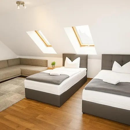 Sunnyhome Monteurwohnungen Und In Διαμέρισμα